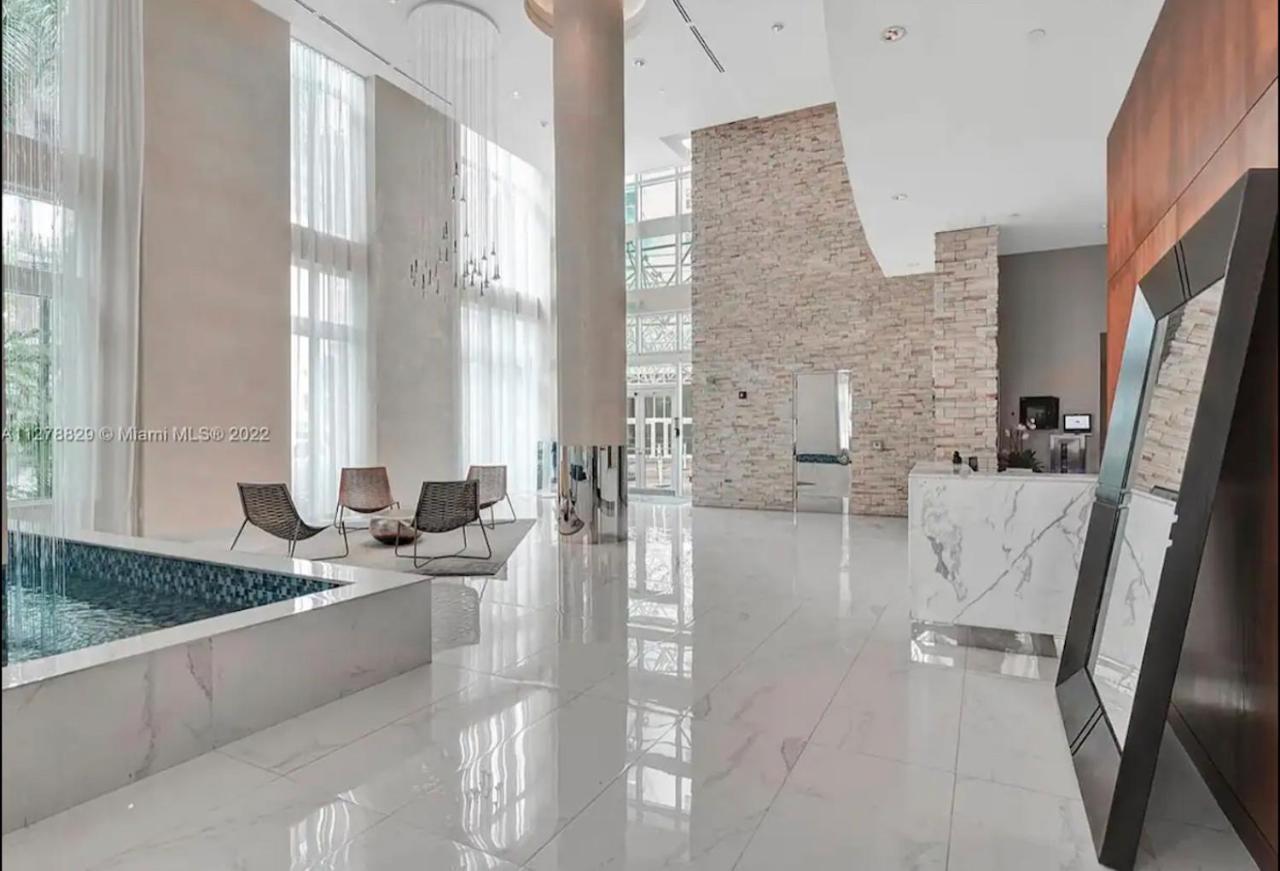 Iconic 2 Bedroom Loft Brickell-Stunning Views Miami Kültér fotó